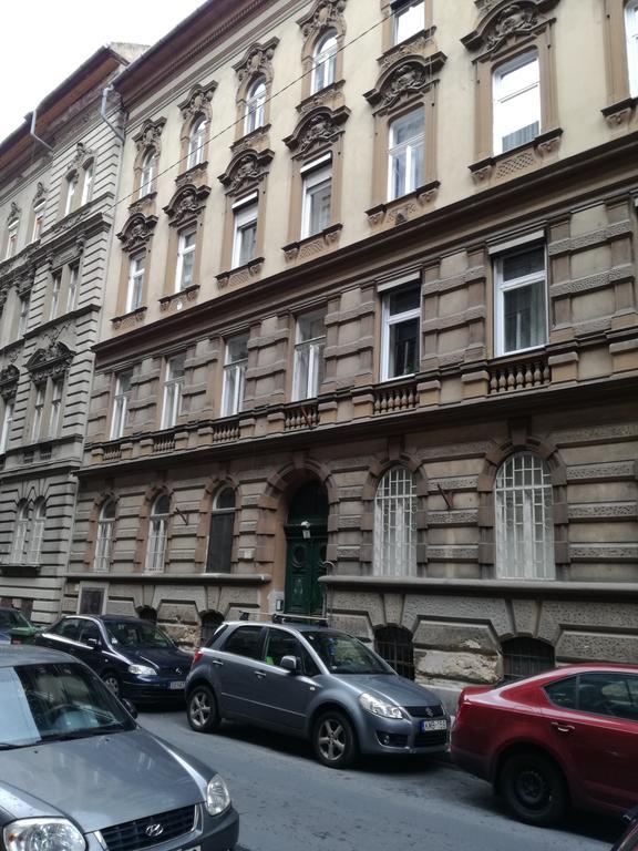Osvat Apartments Budapest Bagian luar foto